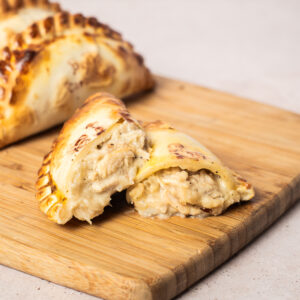 Empanada Chicken Alfredo. Doos 30 stuks.